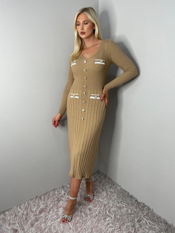 RIBBED FLARED DRESS WITH GOLD BUTTONS - Image 16
